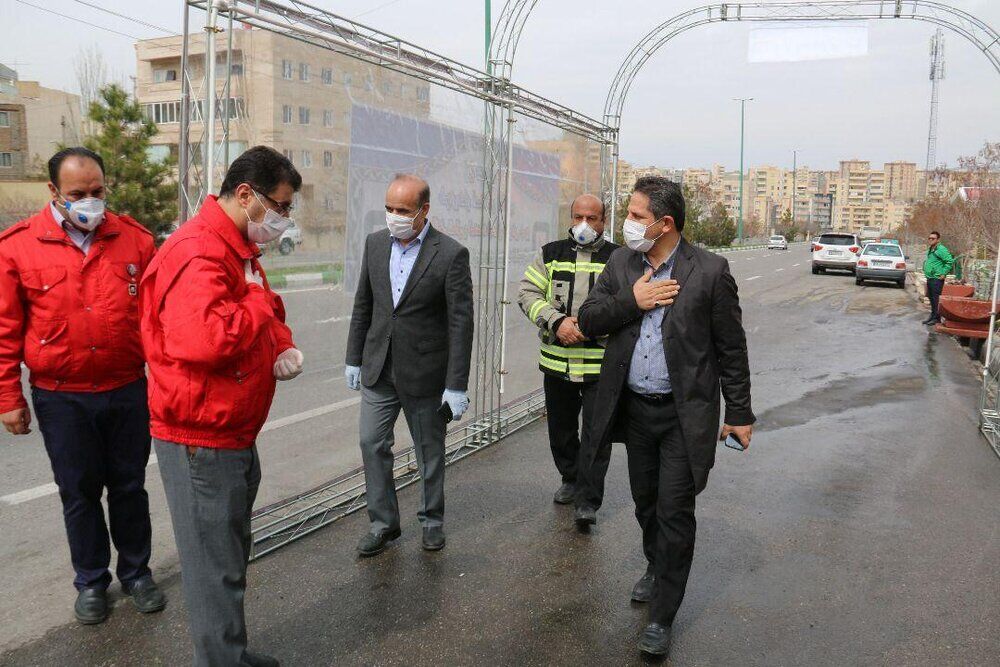 تونل ضدعفونی خودرو در تبریز رونمایی شد + عکس