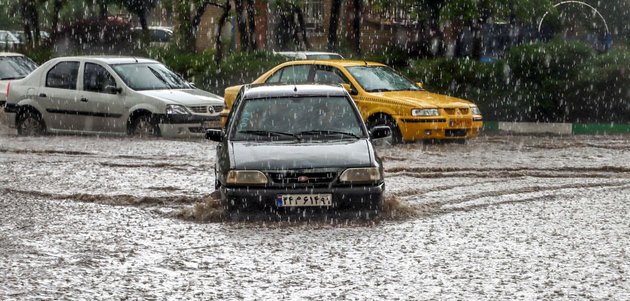 هواشناسی ۴ تیر ۱۴۰۲/ تداوم بارش‌های رگباری در ۱۰ استان همراه با طوفان خاک در ۱۱ استان