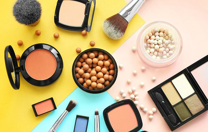 What materials should not be used in cosmetics?