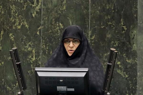 لاجوردی: حامی کارگران باشیم/بانک‌ها ساماندهی شوند