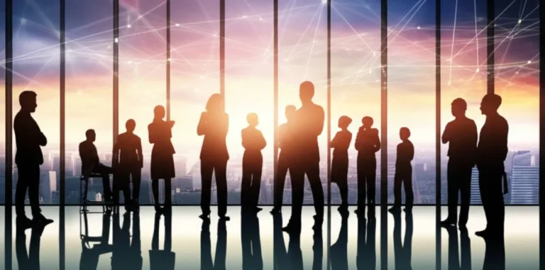 آموزش مدیریت عالی کسب وکار (MBA) مناسب چه کسانی است؟