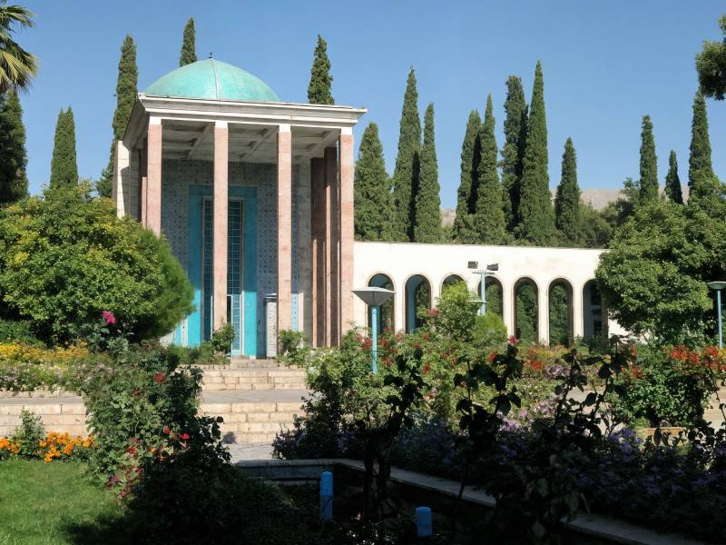 آرامگاه سعدی یادگار جاودانه شاعر بزرگ ایرانی